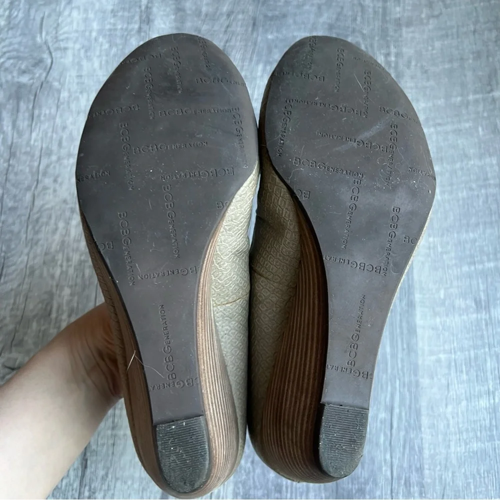 BCBG Generation Tallie Wedges Women’s Size 9.5